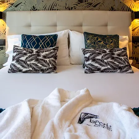 Bienvenido A Laperla Premium, Exclusivo Atico Con Vistas En El Corazon De Rias Baixas سانكسينكسو